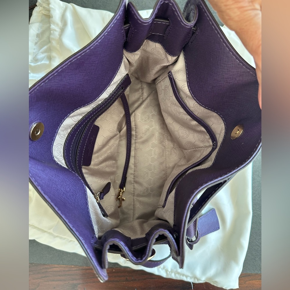 NWOT michael kors purple purse with handles and shoulder strap - Picture 10 of 13